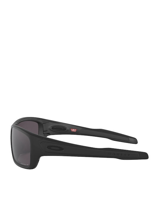 Oakley Turbine Мъжки Слънчеви Очила с Черна Пластмасова Рамка и Черни Поляризирани Стъкла OO9263-62