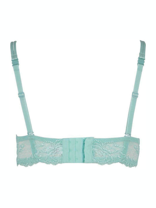 Bra with padding and underwire, discreet lace on the front.Covers Cup E VERAMAN