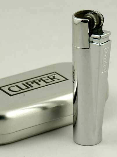 Clipper Metall Feuerzeug Flamme in Silber Farbe
