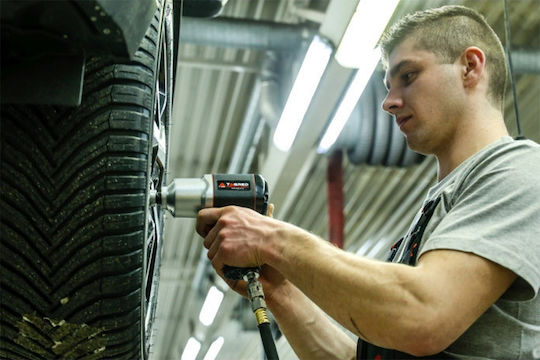 Tagred TA815 Въздушен Ключ 1/2" с Максимален Въртящ Момент 193.74kgm