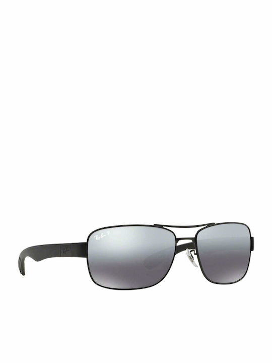 Ray Ban RB3522 Мъжки Слънчеви очила с Черен Рамка и Сребрист Поляризирани Огледална Леща RB3522 006/82