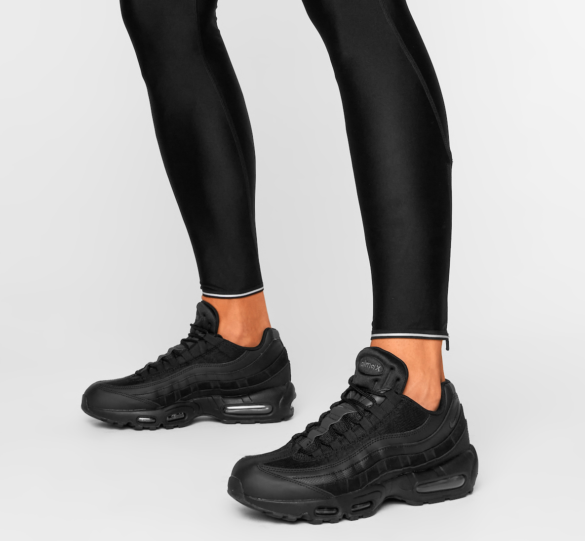 black air max 95 outfit