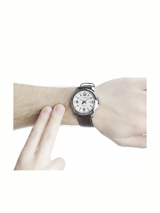 Casio Ρολόι Μπαταρίας με Δερμάτινο Λουράκι Casio Ρολόι Μπαταρίας με Δερμάτινο Λουράκι