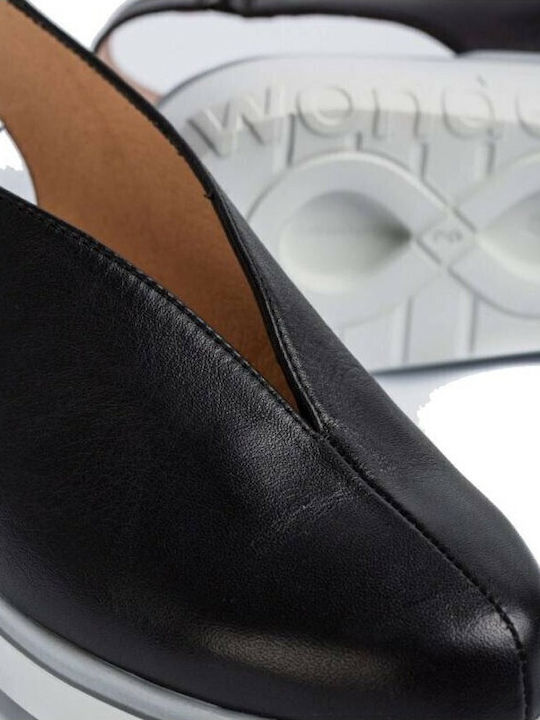 A-9705 Women's Leather Closed Toe Platforms Black