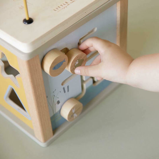 Little Dutch Куб за дейности Activity Cube Little Goose от дърво със звуци за 18++ месеца