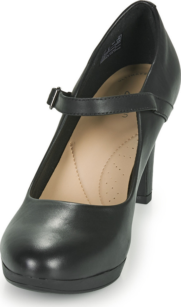 clarks women's ambyr shine pump