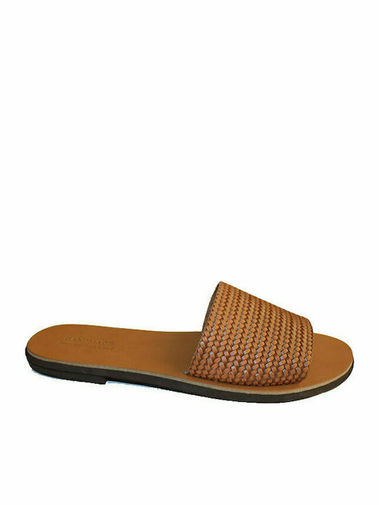 Women's leather sandal in tan color