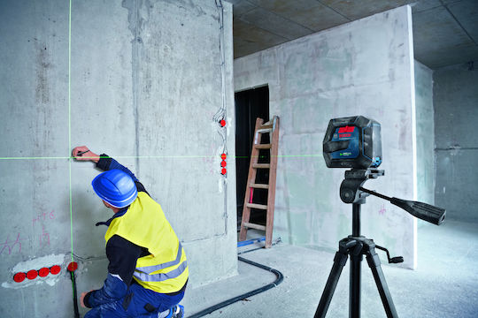 Bosch GLL 2-15 G Self-leveling Linear Laser Level Green Beam 1.5V with Working Range 15m