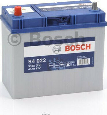 Bosch Batterie Auto S4022 mit Kapazität 45Ah und CCA 330A