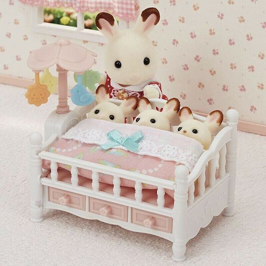 Epoch Toys Кошара с Мобил Силвански Семейства за 3+ Години 8.2 см (Διάφορα Σχέδια)
