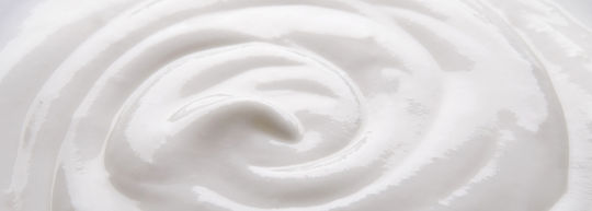 Bodyfarm Greek Yogurt & Royal Jelly Peeling Körper 200ml