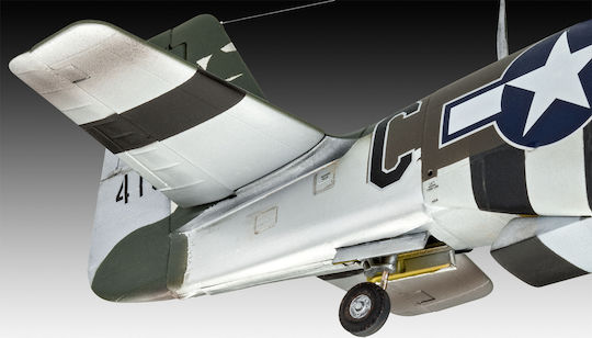 Revell Моделна фигура Самолет P-51D-5NA Mustang в мащаб 1:32