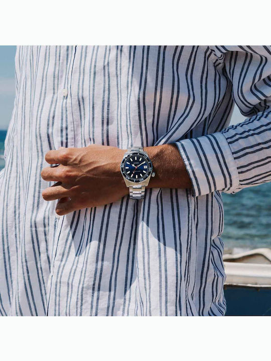 Le Dom Diver's Men's Watch 44mm Battery with Blue Rubber Strap