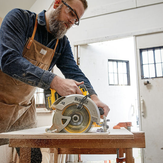 DEWALT Δισκοπρίονο 18V 1x5Ah με Σύστημα Αναρρόφησης