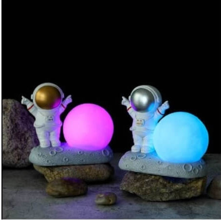 Lustră Decorativă Astronaut Multicolor