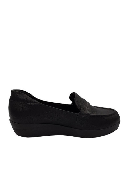 Piccadilly Women's Moccasins in Black Color