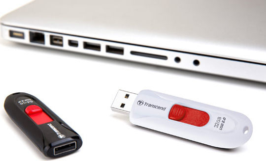 Transcend Jetflash 590 32GB Stick USB 2.0 Negru