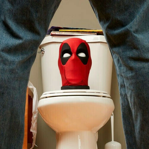 Hasbro Marvel Deadpool Deadpool's Head English Interactive Electronic Replica Length 20cm Scale 1:1