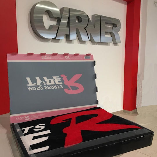 Auto Gs Type r TR Μαύρη 143x70εκ.