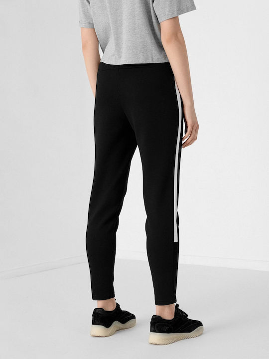 4F Women's Jogger Sweatpants Black