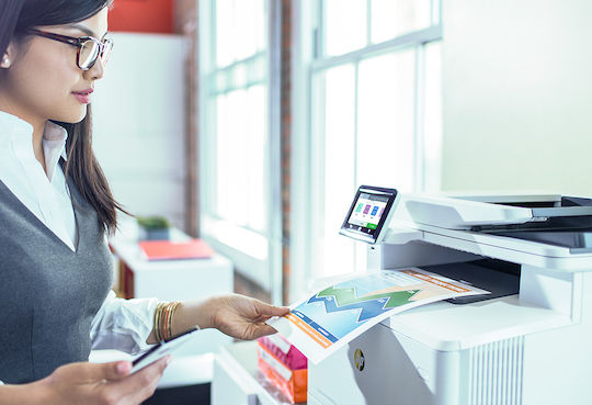 HP LaserJet M479fdw Color Multifuncțional cu WiFi și Mobile Print