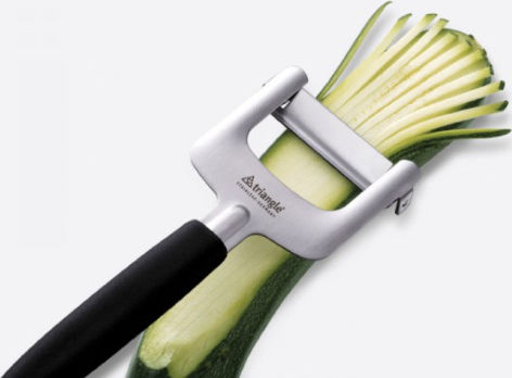 Triangle Fruit & Vegetable Peeler/Cleaner with Blade Julienne made of Stainless Steel