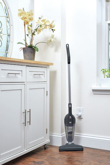 Black & Decker NSVA315J-QW Wiederaufladbar 2-in-1 Staubsauger Stick & Handgerät 10.8V Schwarz