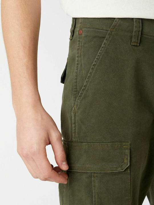 Casey Hose Cargo Elastisch in Normaler Passform Militare Green
