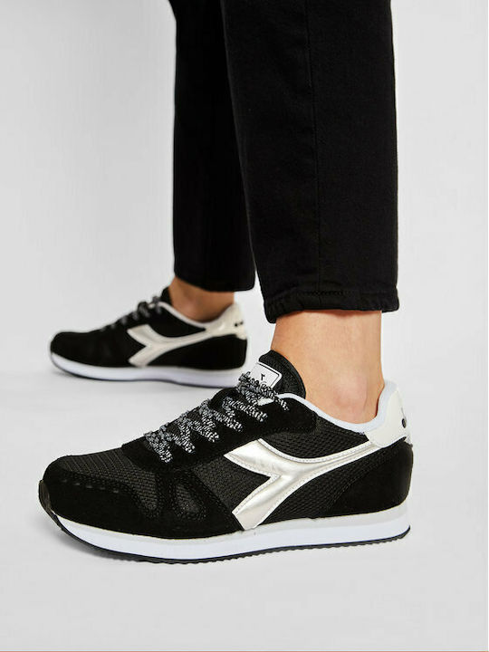 Simple Run Sneakers Black
