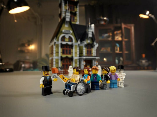 LEGO Creator Haunted House για 18+ Ετών 3231τμχ
