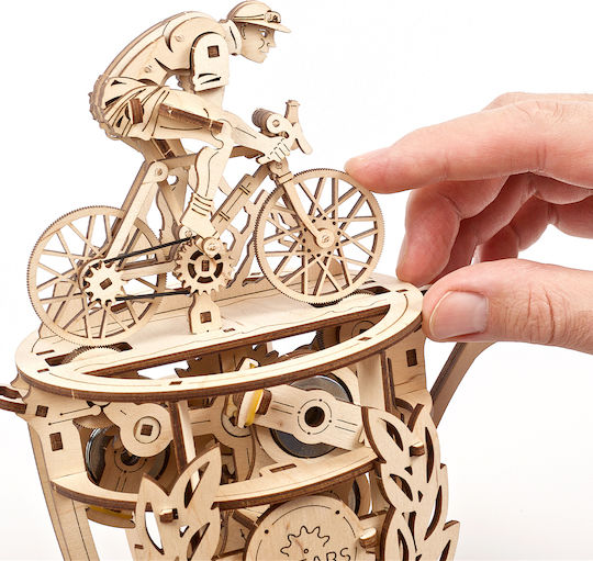 Ugears Jucărie de Construcție din Lemn Dispozitiv Mecanic Ciclist pentru Copii 8++ Ani