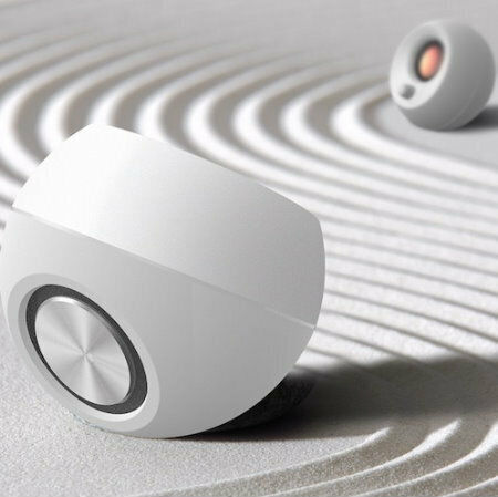 Creative Pebble Компютърни тонколони 2.0 с мощност 4.4W в Бял цвят