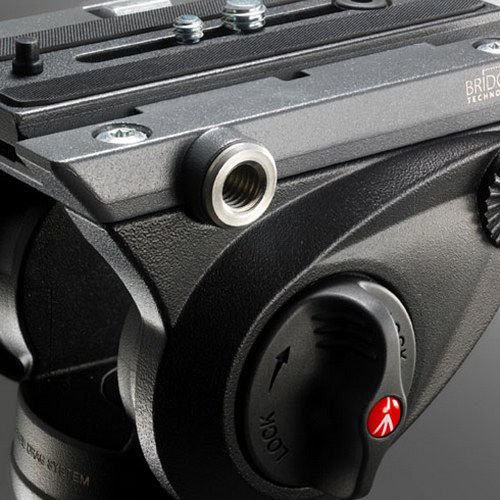 Manfrotto Trepied Video Cu Cap Fluid Ușor Cu Lateral Din Aluminiu Cu Cap Hidraulic Și Sarcină Maximă 5kg Până La 154cm