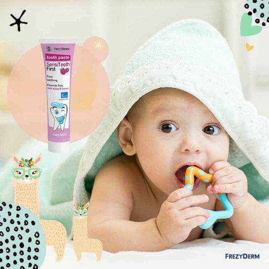 Frezyderm SensiTeeth First Toothpaste Бебешка паста за зъби за 6м+ с вкус Лудо Бери без флуор 40ml