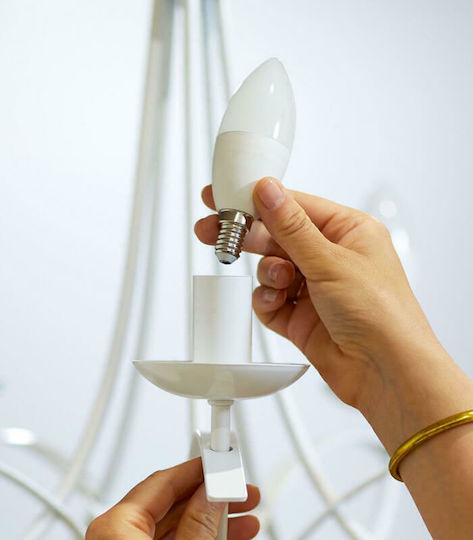 WiZ Smart Lampe LED 4.9W für Fassung E14 und Form C37 Einstellbar Weiß 470lm Dimmbar