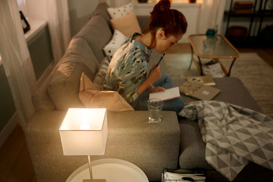 Philips Bec Smart LED 5.5W pentru Dulie E14 și Formă P45 alb cald 470lm Reglabil în intensitate