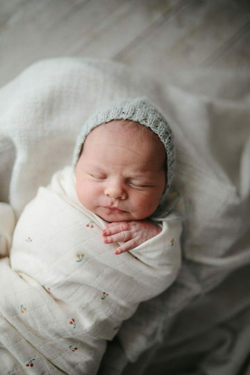 Mushie Rainbow Muslin Swaddle Wrap Ecru 120x120cm.