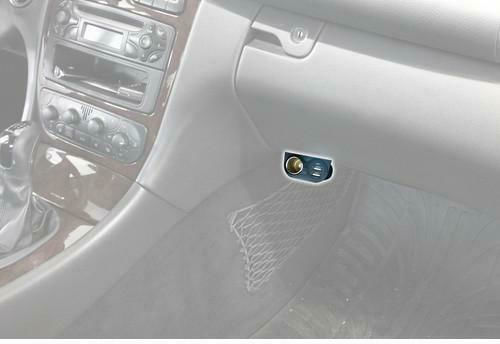 Lampa Adaptor pentru brichetă Priza auto 12V - 24V