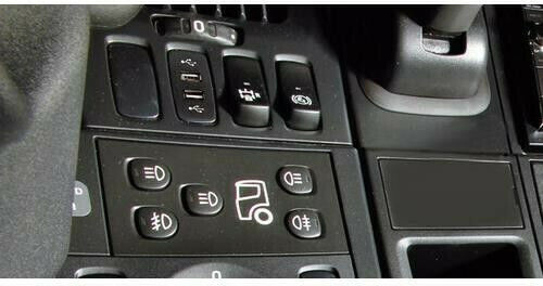 Lampa Original-Fit - In Dash Twin USB Scania
