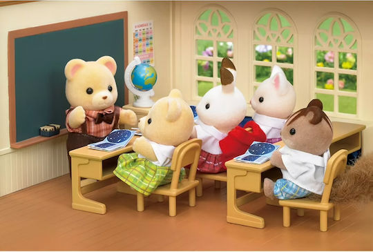 Epoch Toys Country Tree School Sylvanian Families για 3+ Ετών 30εκ. (Διάφορα Σχέδια)