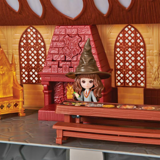 Spin Master Harry Potter Castle Hogwarts Plastic Dollhouse
