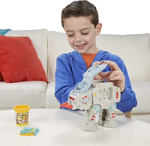Hasbro Плей-Доу Пластелини - Игра Star Wars At-At Attack с Кутии Глави за 3+ Години 2 Бр
