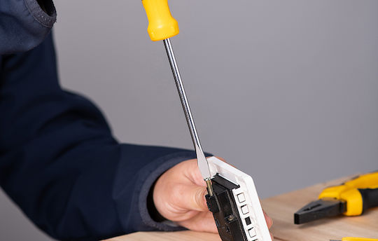 Deli Handschraubendreher