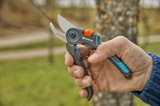 Gardena Expertcut Pro Pruning Shears Length 18cm with Maximum Cutting Diameter 22mm