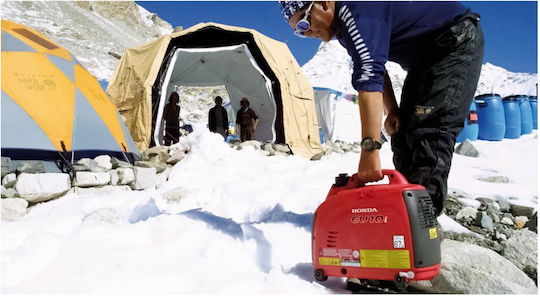 Honda Silent Generator Suitcase Inverter Gasoline Four-stroke with Handle and Maximum Power 1.25kVA