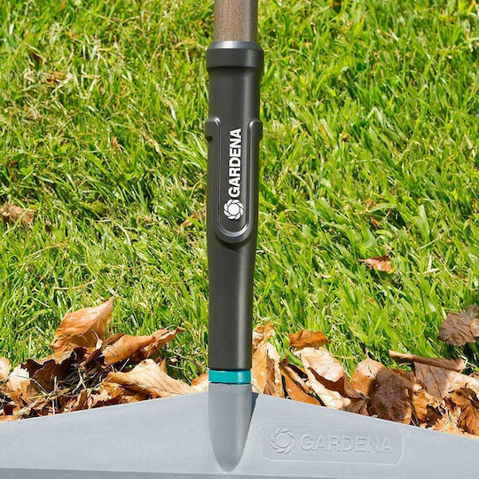 Gardena Natureline Lawn Rake with Handle