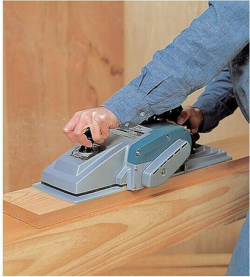 Makita 1806B Planer 1200W with Suction System