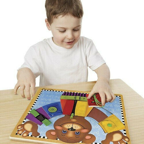 Melissa & Doug Basic Skills Board Joc Educațional de Cunoștințe din Lemn pentru 3+ ani Ani