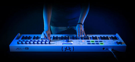Arturia Midi Keyboard KeyLab Essential with 61 Keys White