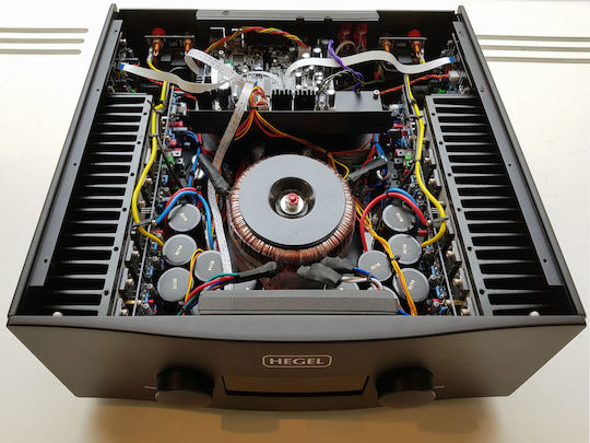Hegel H590 Integrat Amplificator Hi-Fi Stereo 301W/8Ω Negru